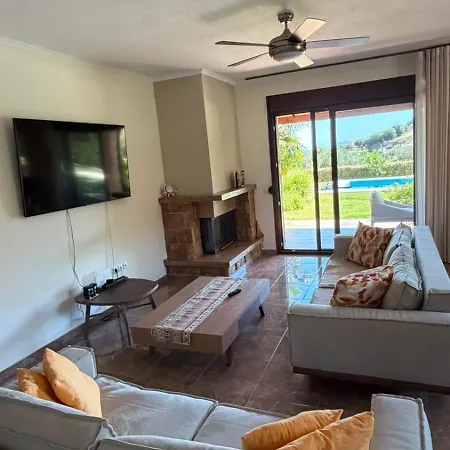 Lux Pool Villa Nea Skioni
